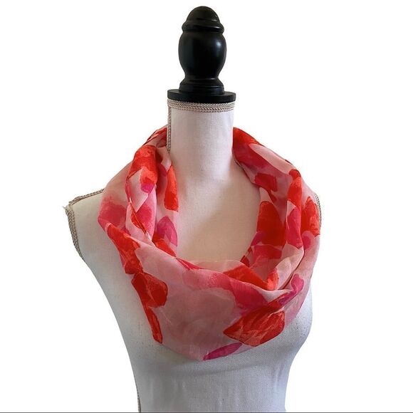 Ombré Mixed Heart Print Valentine’s Day Infinity Style Fashion Scarf Red Pink OS - Picture 3 of 3